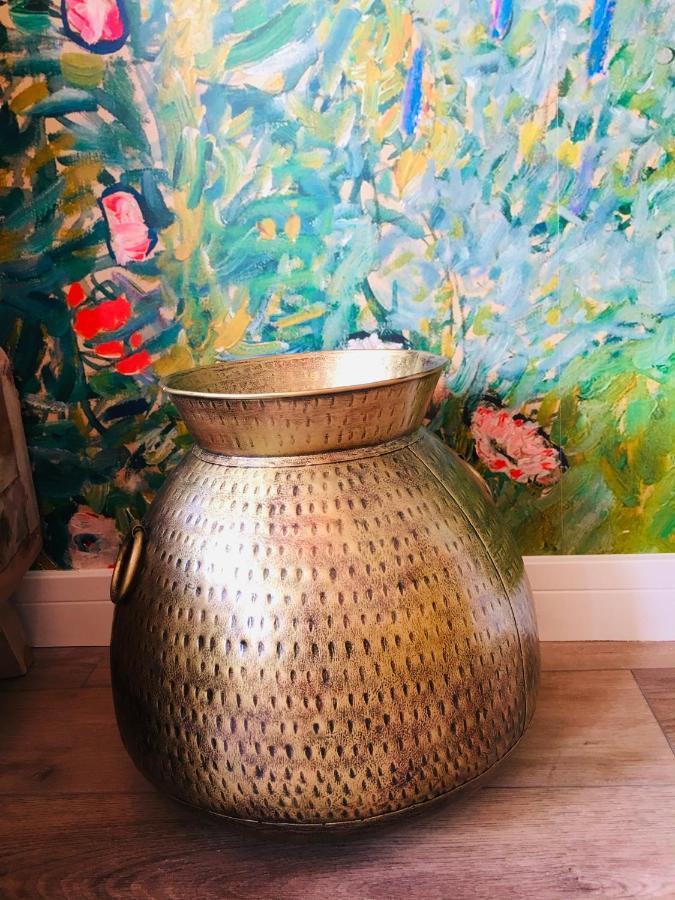 The Art Attic A Stylish Boutique Apartment Builth Wells Buitenkant foto