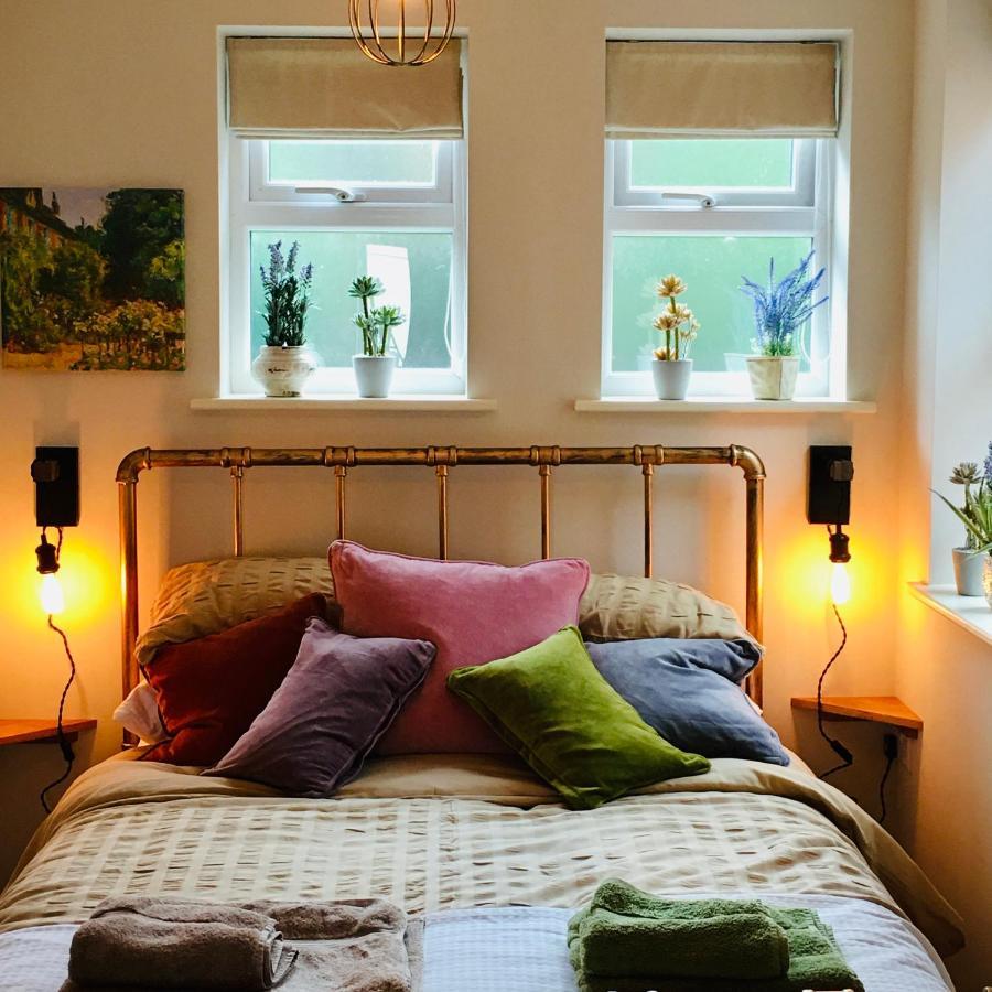The Art Attic A Stylish Boutique Apartment Builth Wells Buitenkant foto